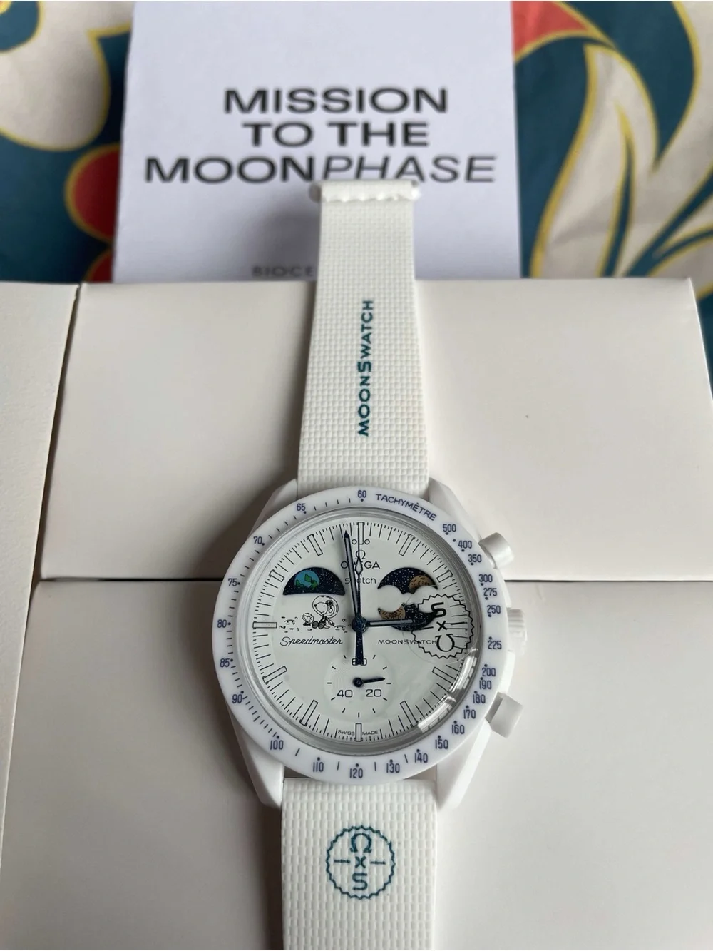 NWOT Omega x Swatch Mission to Earthphase Moonshine Gold Snoopy Cold Moon Full